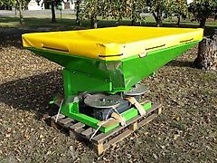 Langren Zweischeiben-Düngerstreuer pulverbeschichtet 600 l