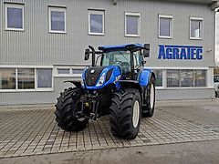 New Holland T 7.215 S