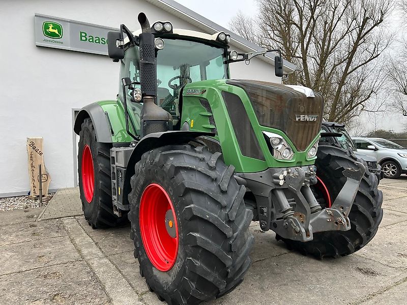 Fendt 824 Vario Profi Plus