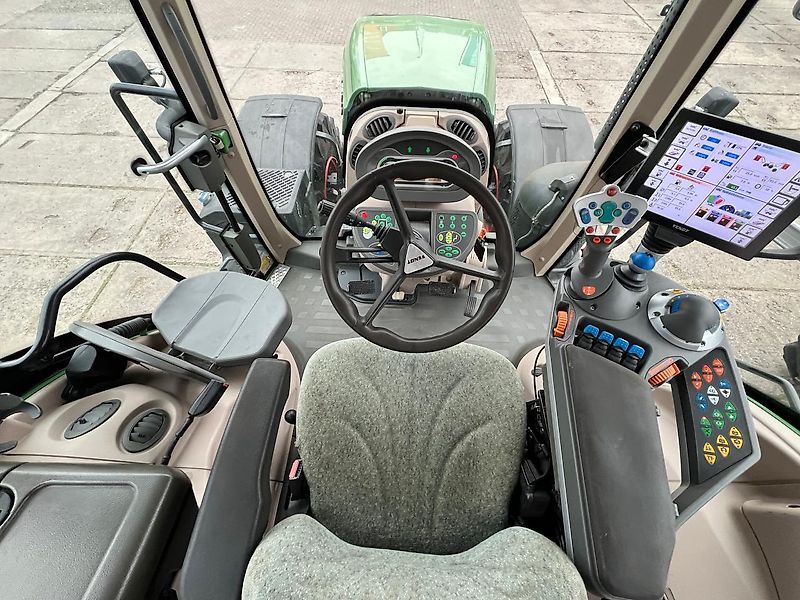 Fendt 824 Vario Profi Plus