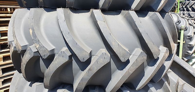 ASCENSO 23.1-26 TDB 123 159A8 16PR TT