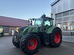 Fendt 718 S4 mit Trimble RTK