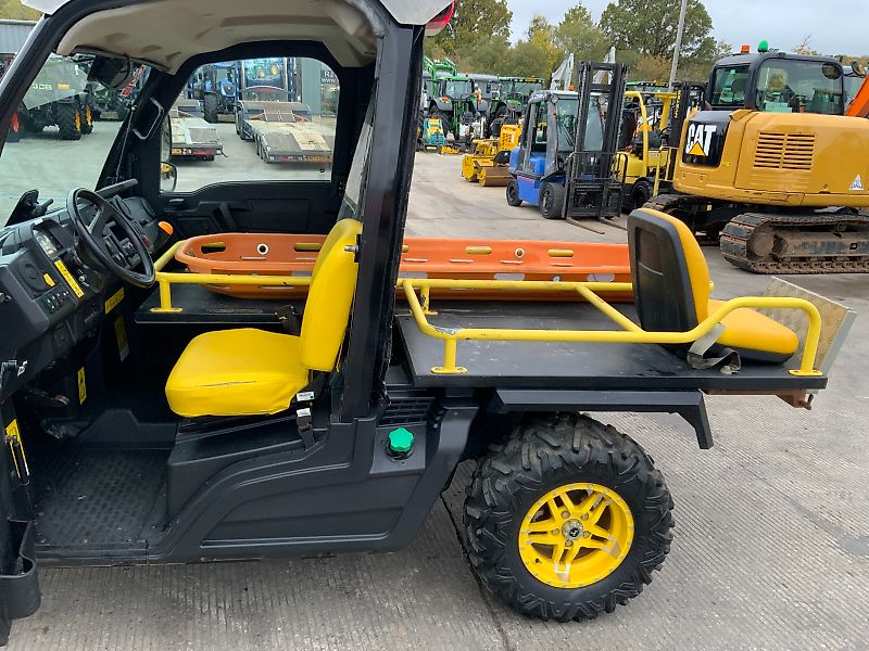 John Deere XUV 865M Rescue Vehicle (ST24778)