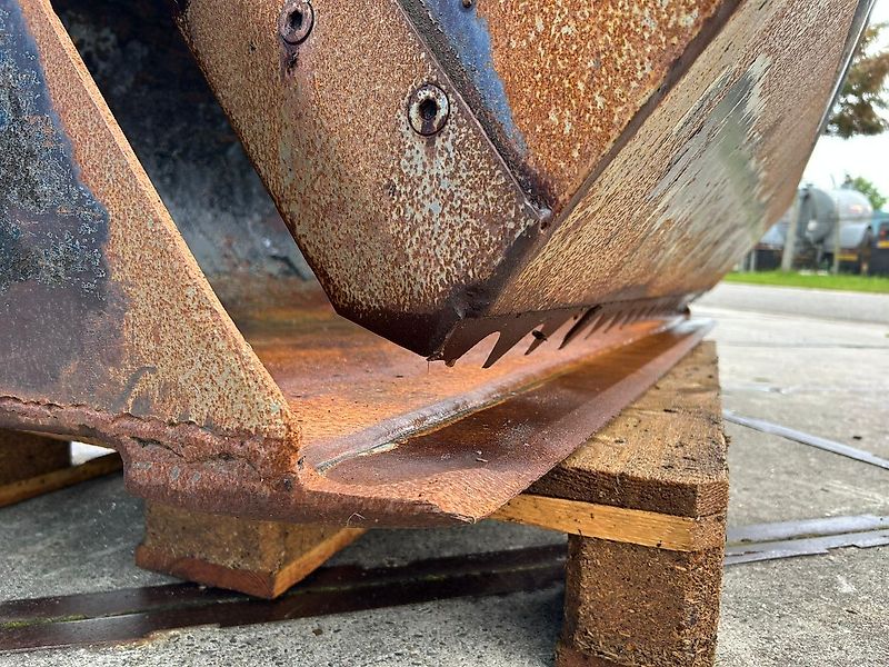 Kuilhapper met Manitou aansluiting