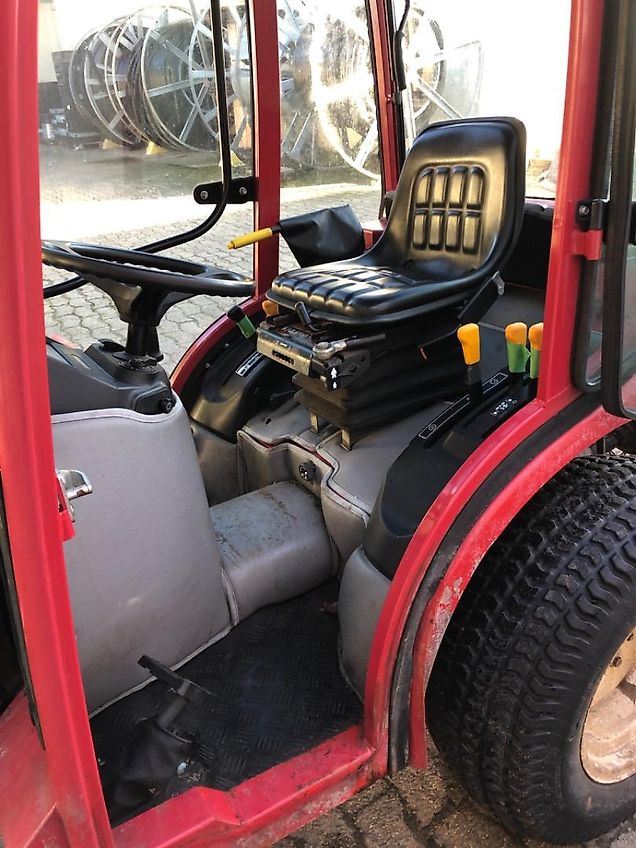 Shibaura Shibaura ST 324 HST Komunalschlepper Winterdienst Zubehör * 23 PS