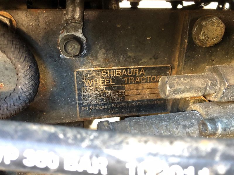 Shibaura Shibaura ST 324 HST Komunalschlepper Winterdienst Zubehör * 23 PS