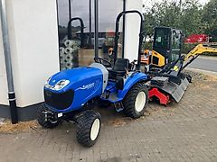 New Holland Boomer 25