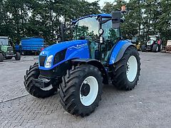New Holland T5.120 Dual Command tractor trekker