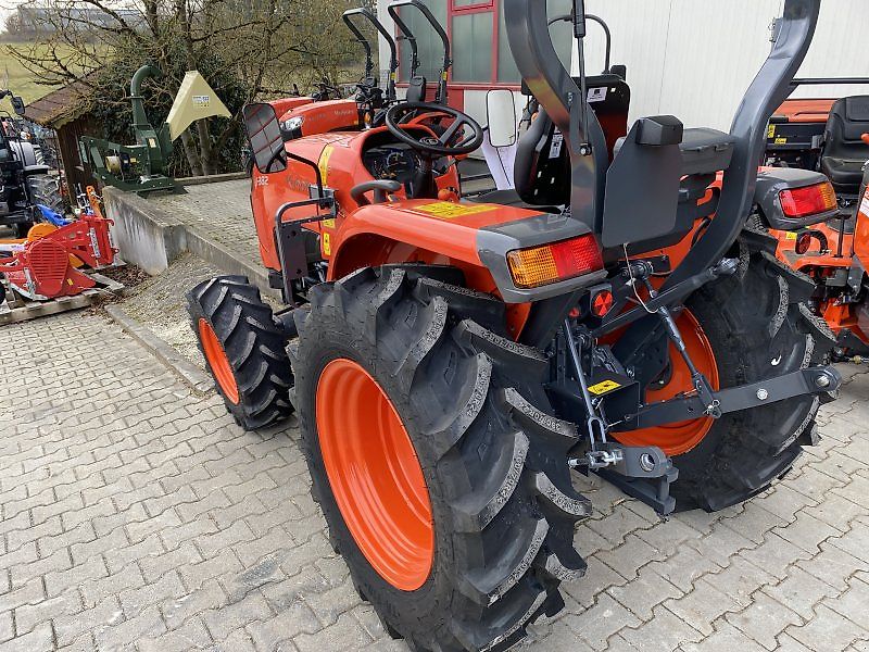 Kubota L1382 Rops