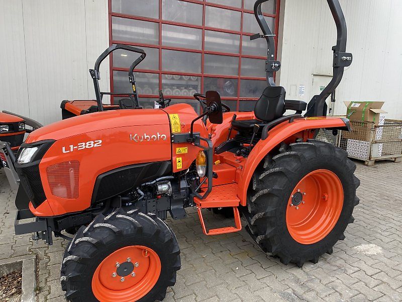 Kubota L1382 Rops