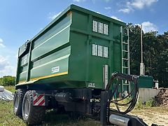 Kröger MUK 303