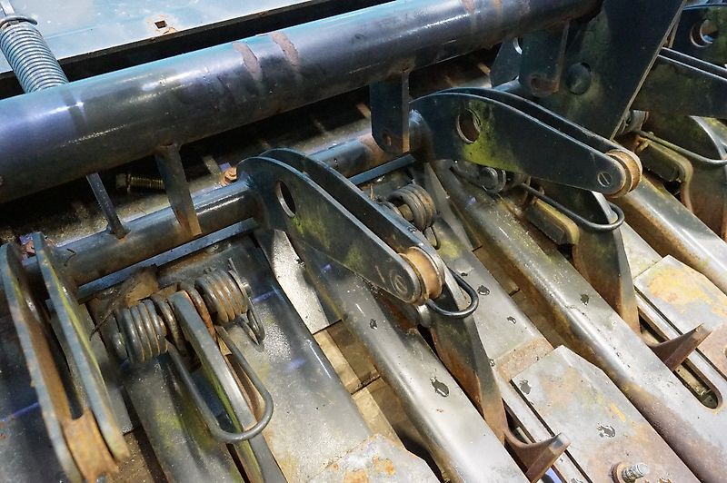 New Holland BB9090 (Spare part/Reservedel/Ersatzteil)