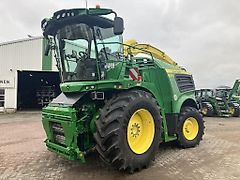John Deere FELDHÄCKSLER 8500