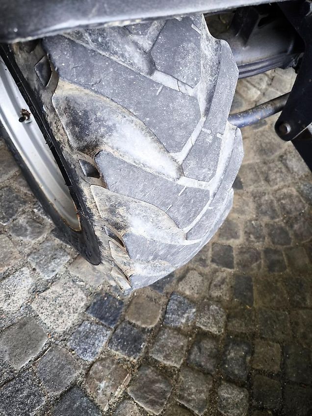 Deutz-Fahr Intrac 2003 A-T