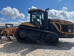 Challenger MT 875E