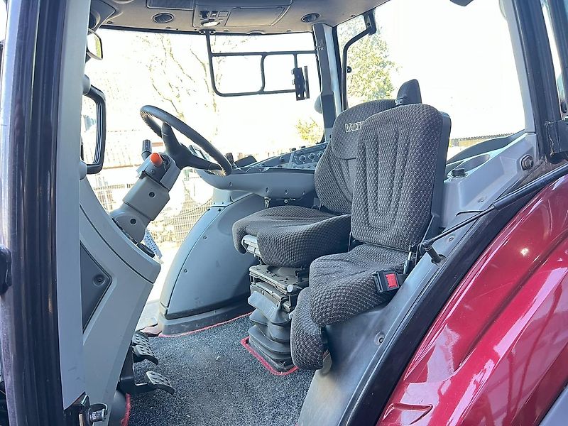 Valtra T 174 Versu