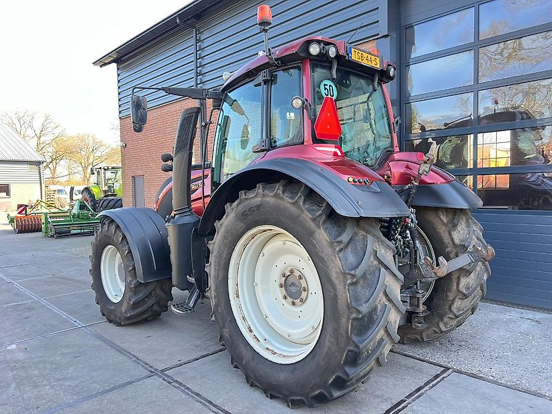 Valtra T 174 Versu