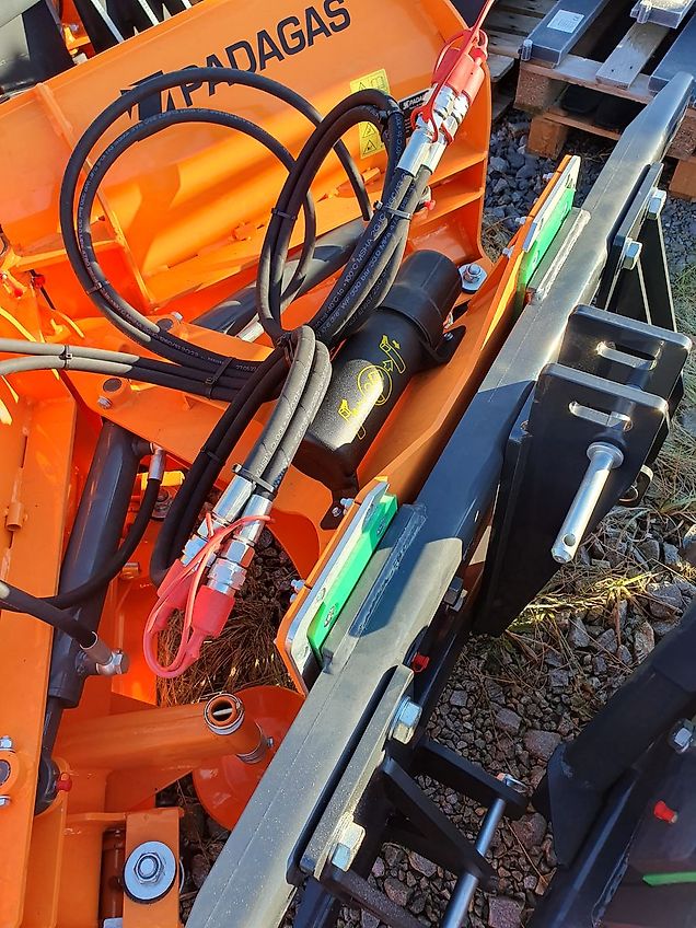 PADAGAS VARIO SCHNEESCHILD Traktor Hoflader Bema
