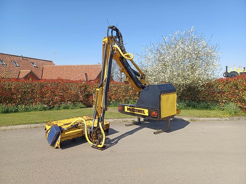 McConnel USED McConnel PA6500T Hedgecutter for Sale