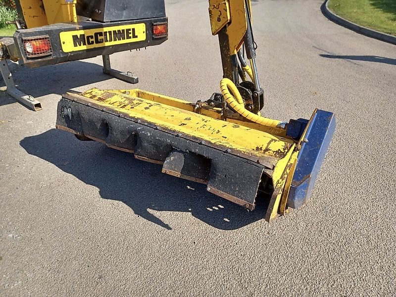 McConnel USED McConnel PA6500T Hedgecutter for Sale