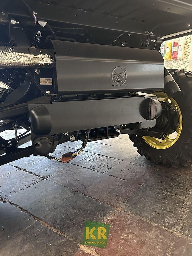 John Deere XUV835M #27875