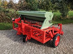 Vredo Vredo Nicht Vredo sondern Eurogreen ZRS200 Grünlandschlitzdrille 200 cm Arbeitsbreite Mit Gliederschleppe zur Saaatguteinarbeitung Ideal für moorige & sandige Standorte Keine Köckerling Moore Einböck Hatzenbichler Bütje Schlitzdrille