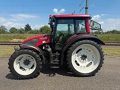 Valtra N92 40 km Pflegeschlepper Klima Pflegebereifung Gemüsebau