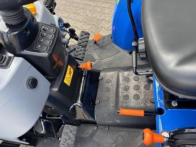 New Holland BOOMER 55 KRUIP