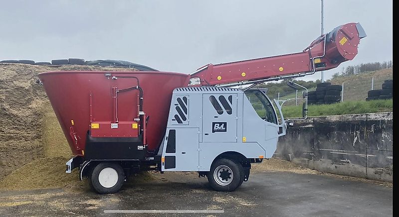 BvL Selbstfahrer Futtermischwagen V-MIX Drive Maximus Plus 15-1S 2.0