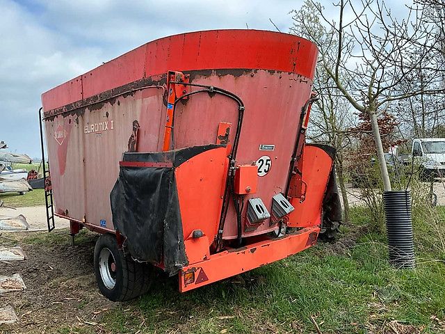 Kuhn EUV270