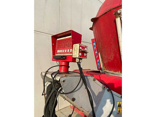 JF-Stoll Feeder VM18