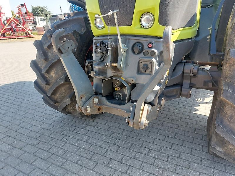 Claas Axion 850
