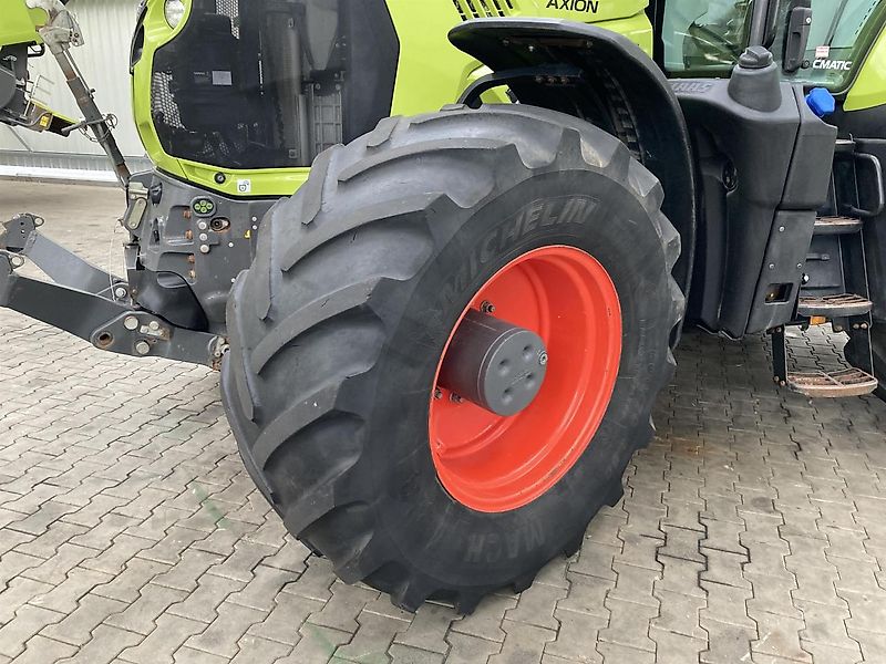 Claas Axion 870
