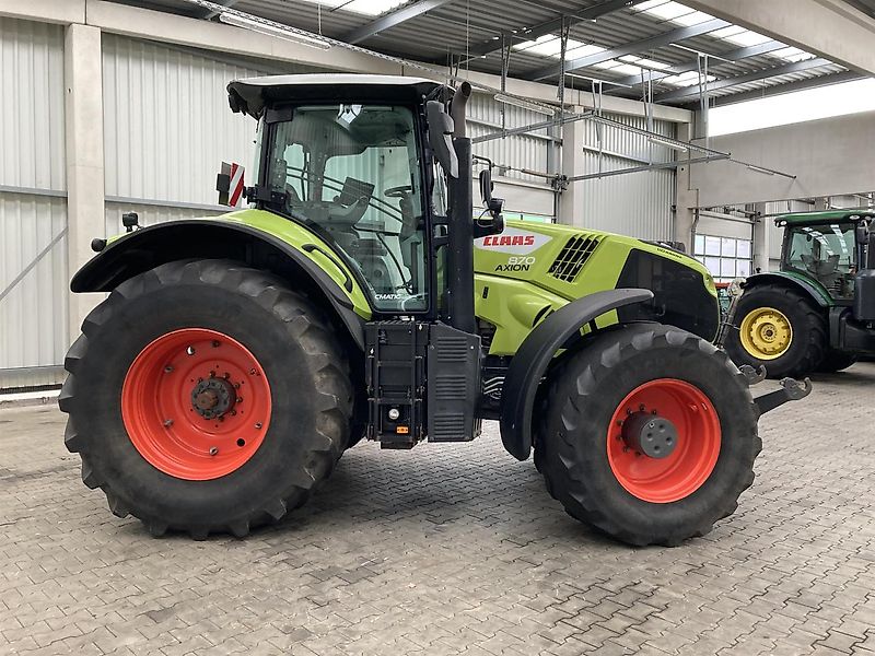 Claas Axion 870
