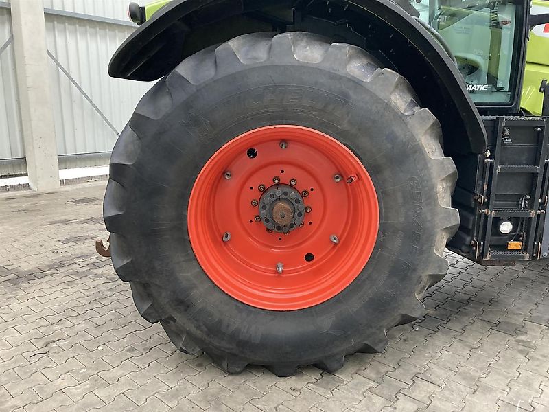 Claas Axion 870