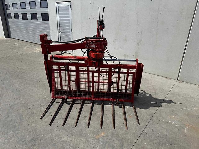 Kuhn B1201