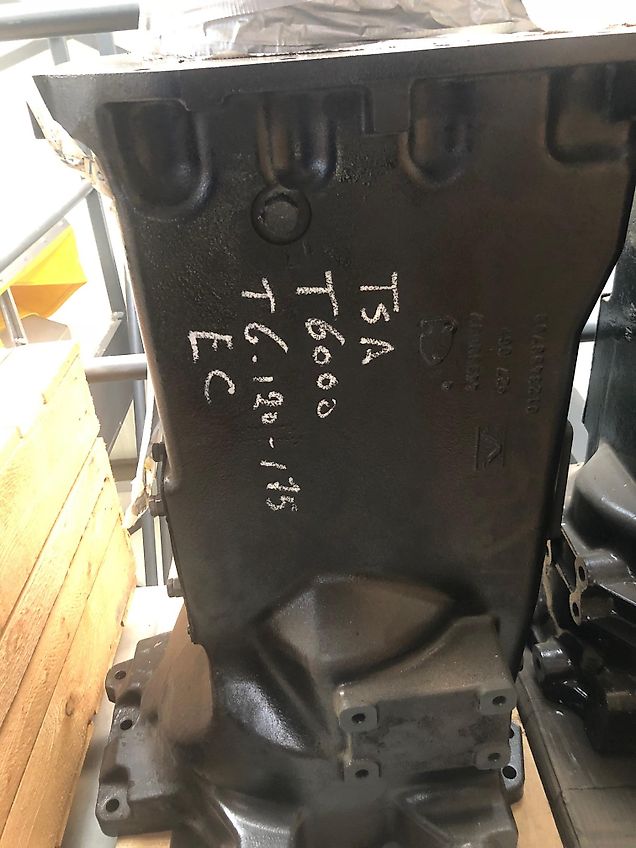 New Holland GEARBOX TS 16X16SLE /TSA/T6000/T6/1 16X16 EC T6.140 AC/