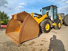 Caterpillar 906M