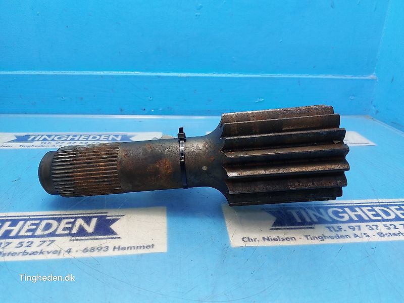 New Holland 8670 (Spare part/Reservedel/Ersatzteil)
