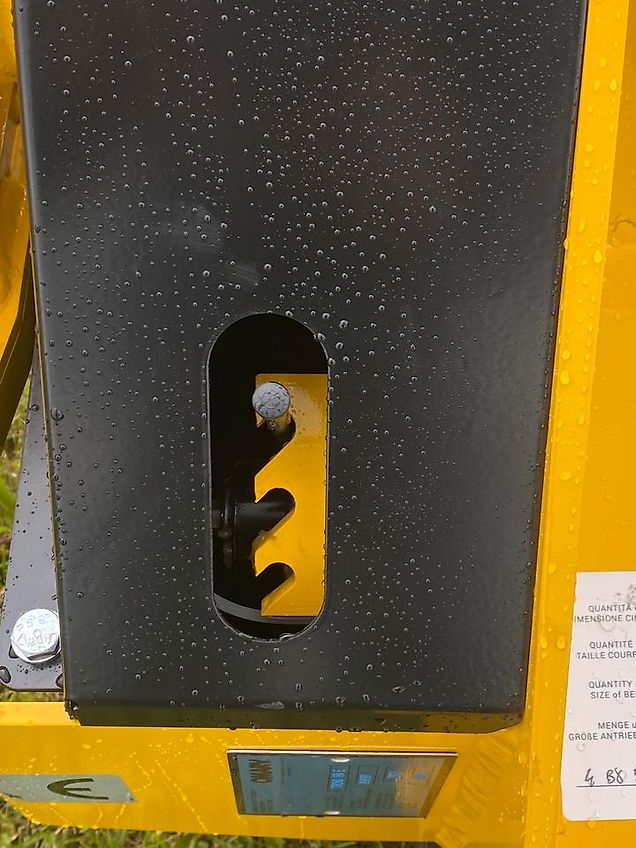 Omarv Böschungsmulcher Seitenmulcher Schlegelmulcher Mulcher