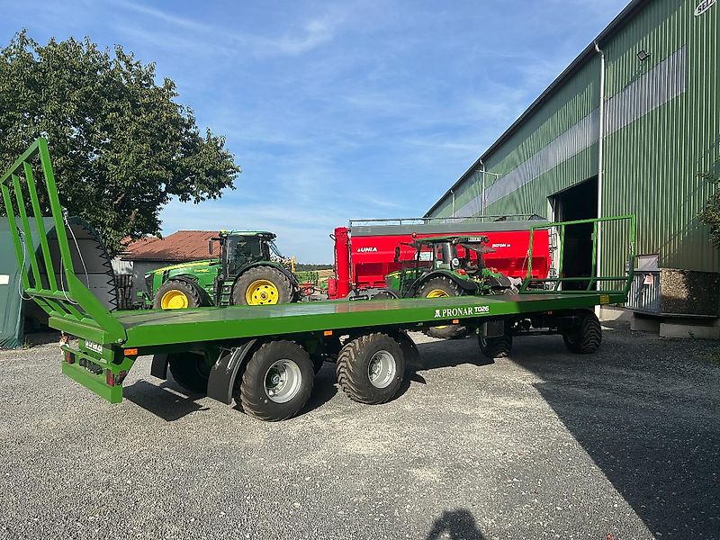 Pronar T 026 Ballenwagen 18 to
