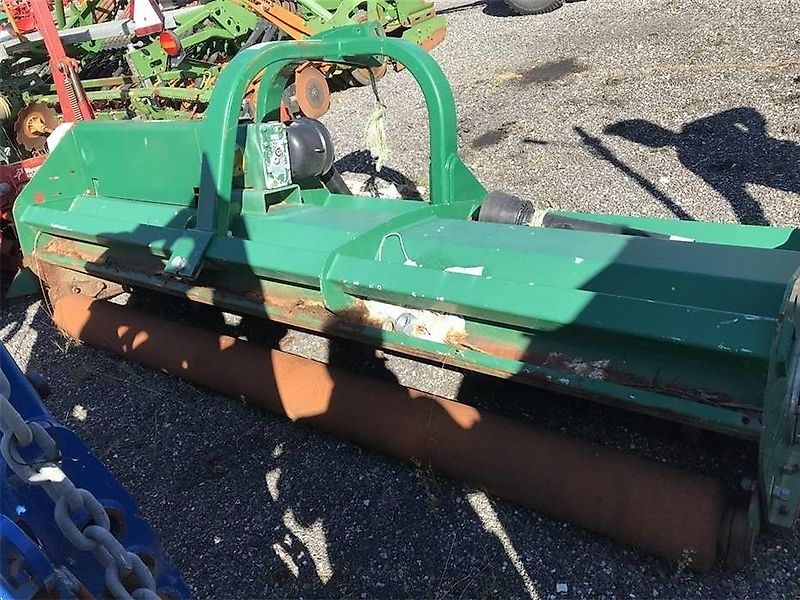 Spearhead TRIDENT 2800 HD