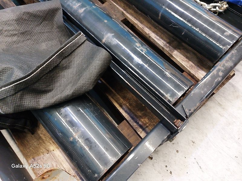 New Holland BB9090 (Spare part/Reservedel/Ersatzteil)