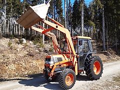 Kubota L4200