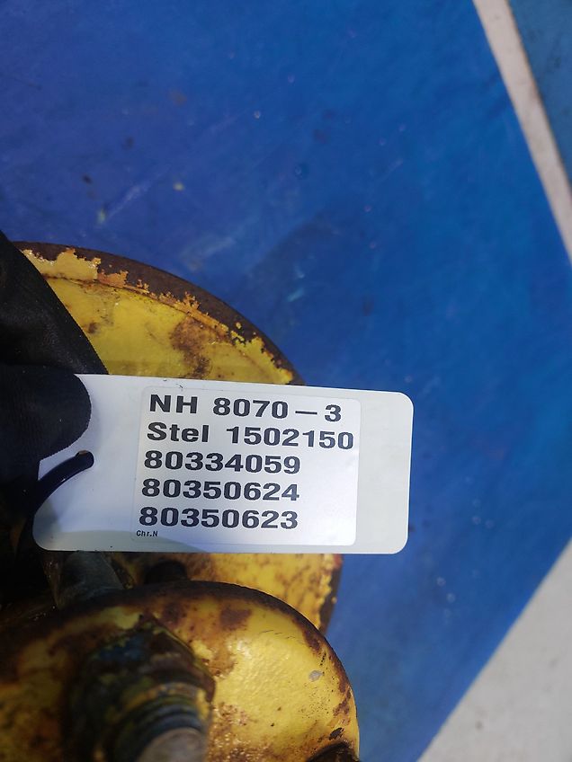 New Holland 8070 (Spare part/Reservedel/Ersatzteil)