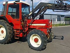 IHC 743+ Frontlader