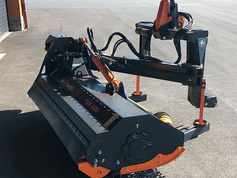 TMC Cancela Böschungsmulcher Seitenmulcher Schlegelmulcher