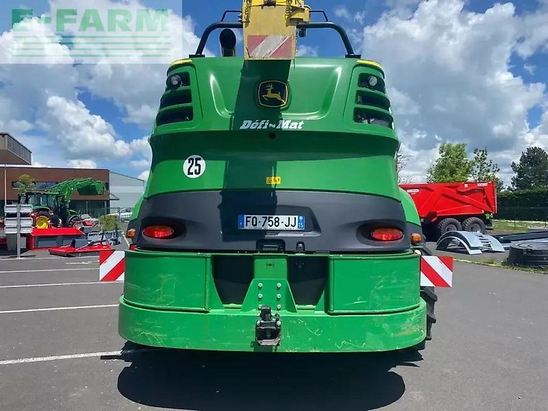 John Deere 8200