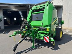 John Deere V461M