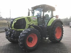 Claas AXION 810